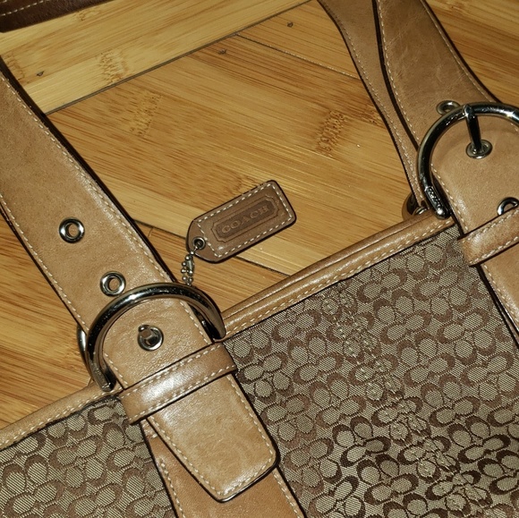 Coach tote - Picture 2 of 8
